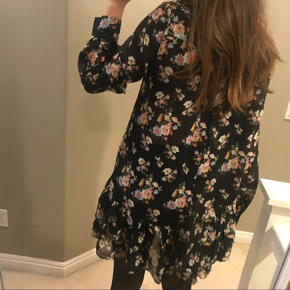 Zara dress - Picture 4 of 7